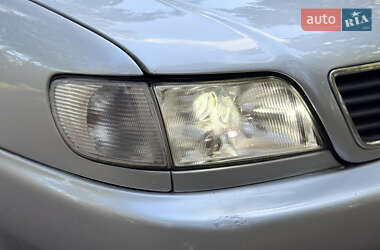 Седан Audi A6 1996 в 