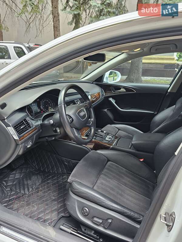 Седан Audi A6 2014 в Киеве