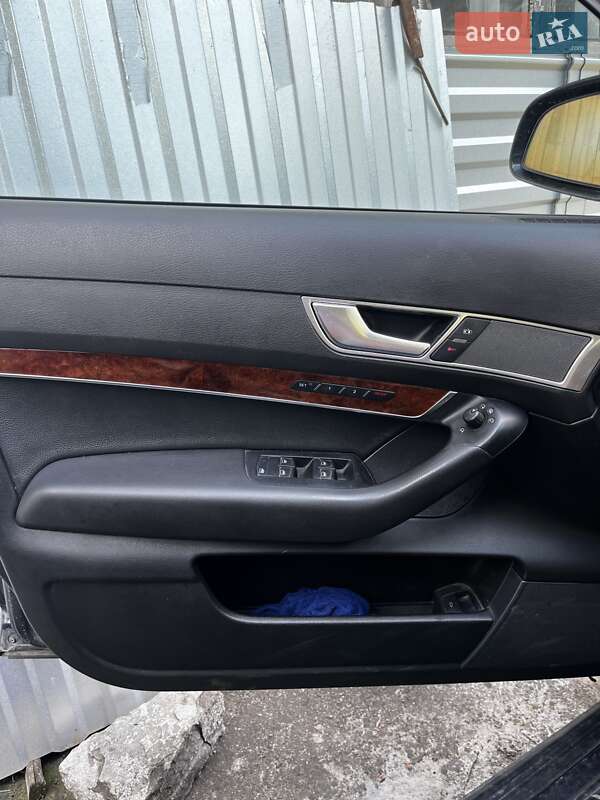 Седан Audi A6 2004 в Росошанах