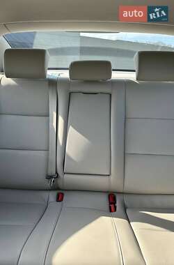 Седан Audi A6 2009 в 