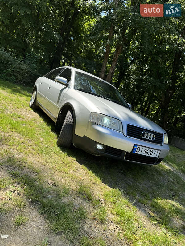 Седан Audi A6 2002 в Хотине