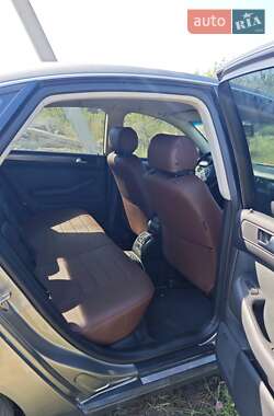 Седан Audi A6 2004 в 