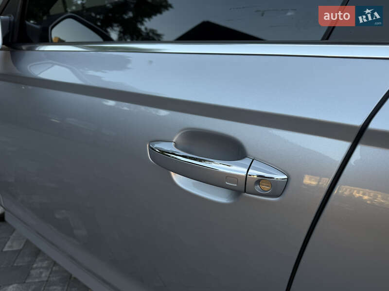 Седан Audi A6 2018 в Киеве