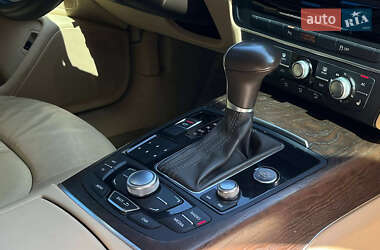 Седан Audi A6 2013 в 