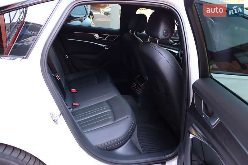 Седан Audi A6 2020 в Львове