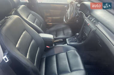 Седан Audi A6 2004 в 