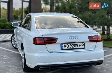 Седан Audi A6 2015 в 