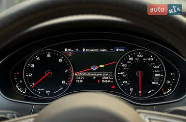 Седан Audi A6 2015 в 