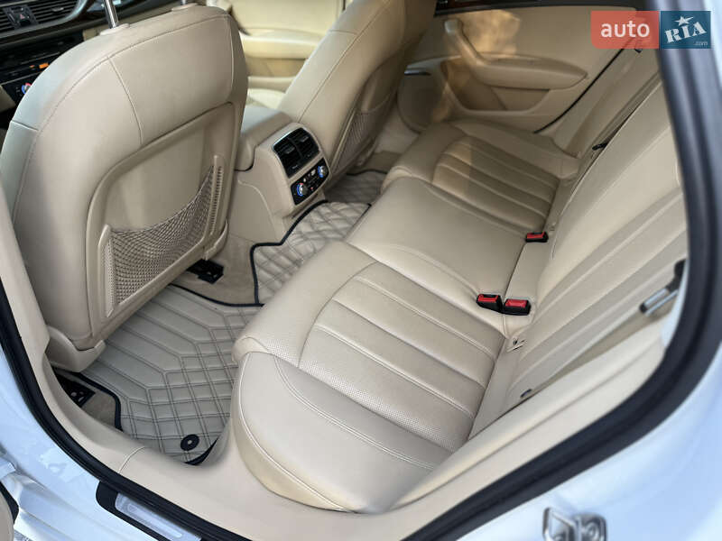 Седан Audi A6 2013 в Львове