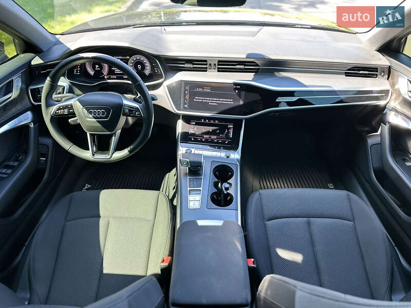 Седан Audi A6 2024 в Киеве
