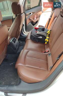 Седан Audi A6 2013 в 