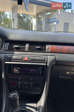 Седан Audi A6 1998 в 