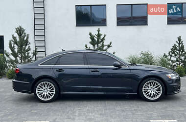 Седан Audi A6 2016 в 