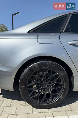 Седан Audi A6 2013 в 