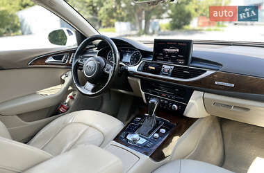 Седан Audi A6 2015 в 