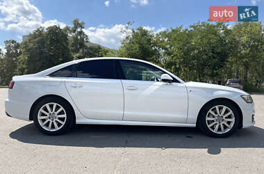 Седан Audi A6 2015 в 