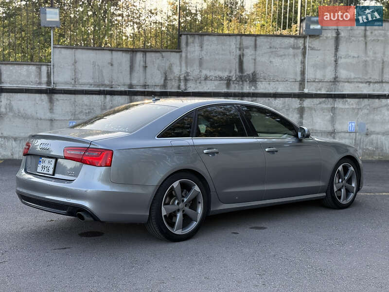 Седан Audi A6 2014 в Ровно