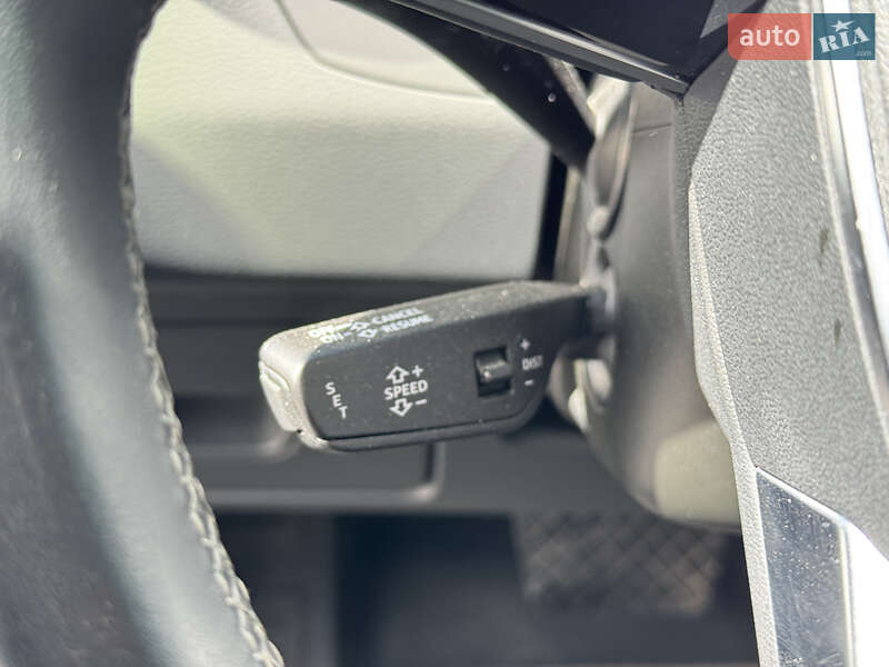 Седан Audi A6 2022 в Киеве