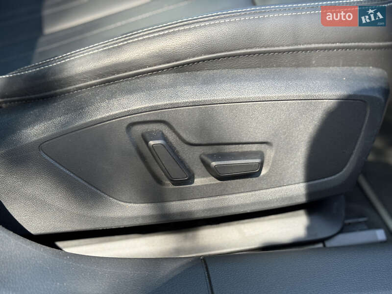 Седан Audi A6 2022 в Киеве