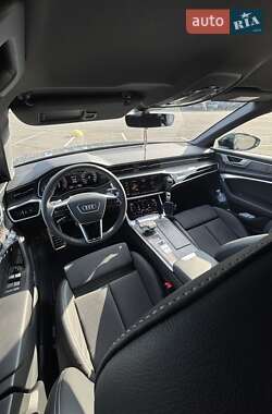 Седан Audi A6 2023 в 