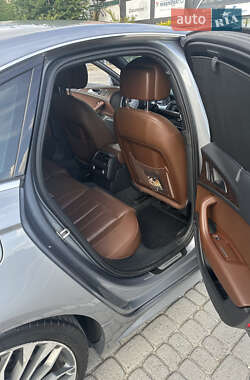Седан Audi A6 2015 в 