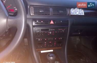 Седан Audi A6 1997 в 