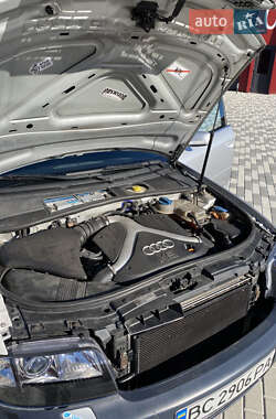 Универсал Audi A6 2001 в 