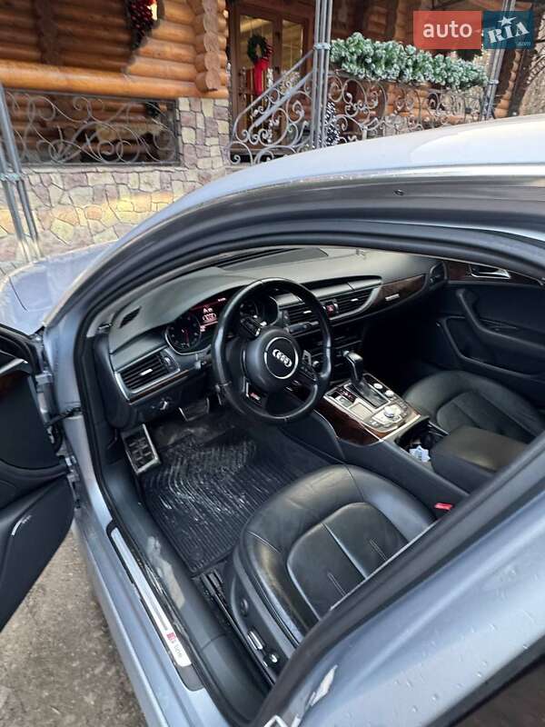 Седан Audi A6 2015 в Киеве