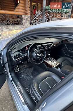 Седан Audi A6 2015 в 