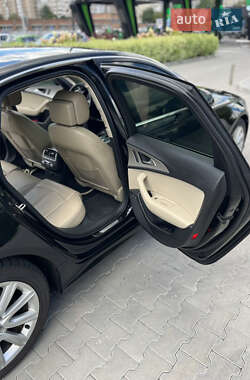 Седан Audi A6 2014 в 