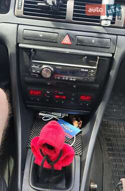 Универсал Audi A6 1998 в 
