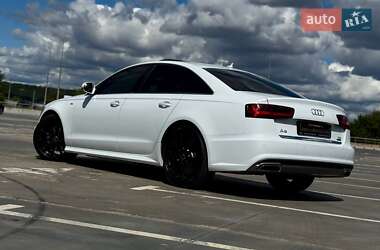 Седан Audi A6 2015 в 