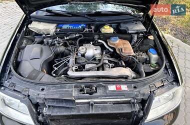 Седан Audi A6 2001 в 