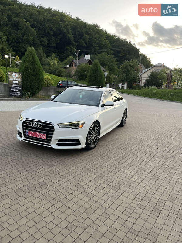 Седан Audi A6 2014 в Львове