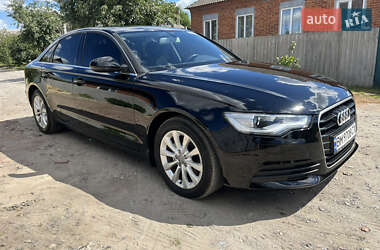 Седан Audi A6 2012 в 