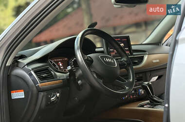 Седан Audi A6 2016 в 