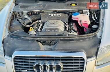 Седан Audi A6 2004 в 