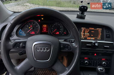 Седан Audi A6 2004 в 