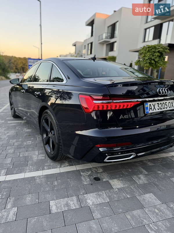 Седан Audi A6 2022 в Ужгороде