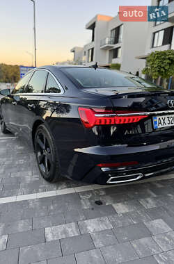 Седан Audi A6 2022 в 