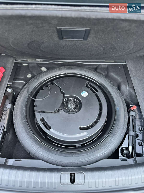 Седан Audi A6 2022 в Ужгороде