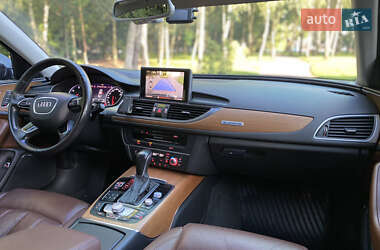 Седан Audi A6 2015 в 