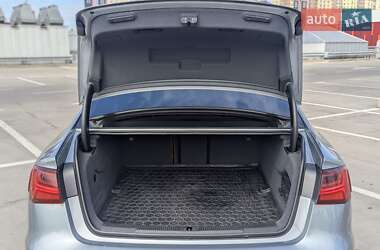 Седан Audi A6 2012 в 