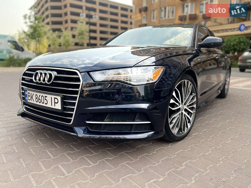 Седан Audi A6 2015 в Киеве