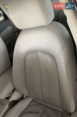 Седан Audi A6 2014 в 