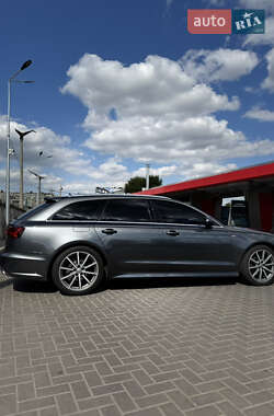 Универсал Audi A6 2015 в 