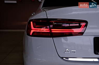 Седан Audi A6 2015 в 