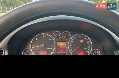 Универсал Audi A6 2004 в 