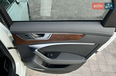 Седан Audi A6 2019 в 