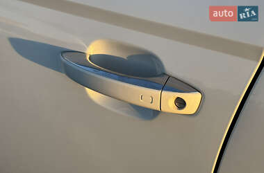 Седан Audi A6 2013 в 